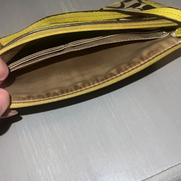Coach Brown and Yellow Women's large wrislet - Picture 8 of 10
